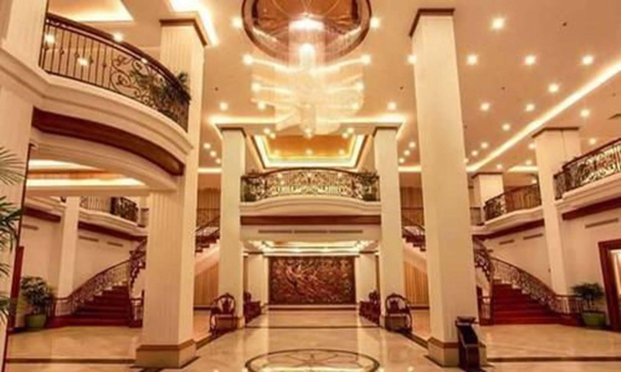 Golden Отель
